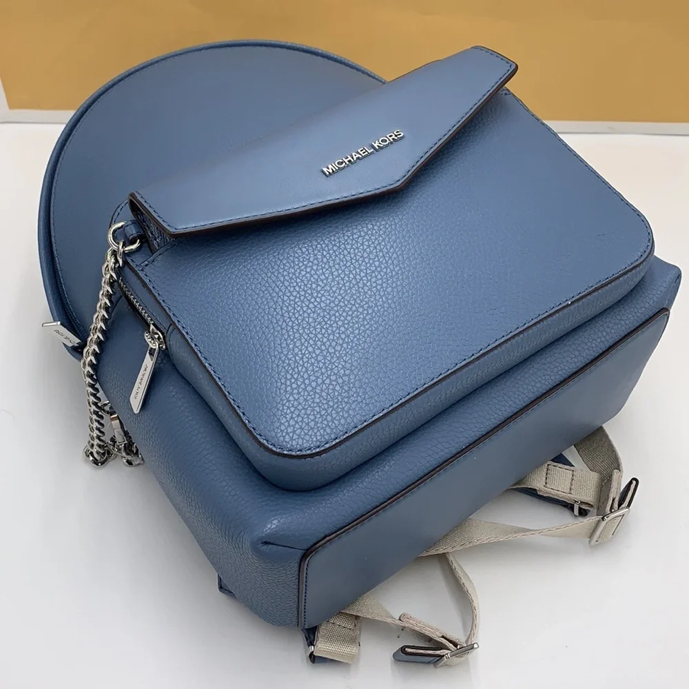 MICHAEL KORS Maisie Medium Pebbled Leather 2-in-1 Backpack DENIM COLOR - Picture 15 of 16